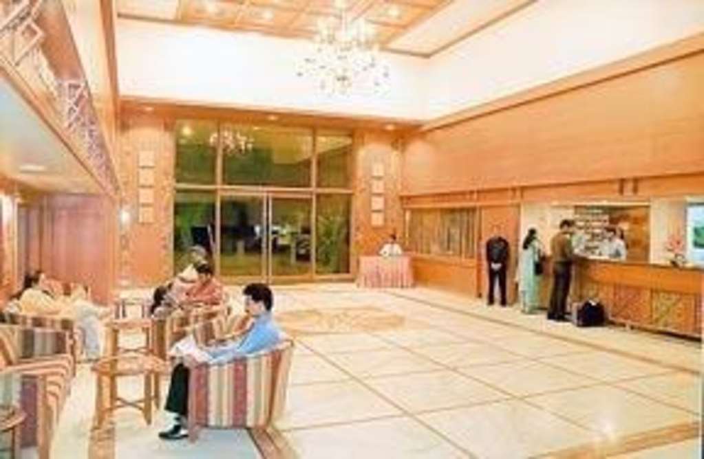 Comfort Inn President Ahmedabad Interior foto