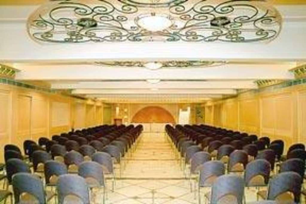 Comfort Inn President Ahmedabad Einrichtungen foto